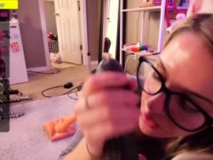 Blonde Teen Gives Pov Head